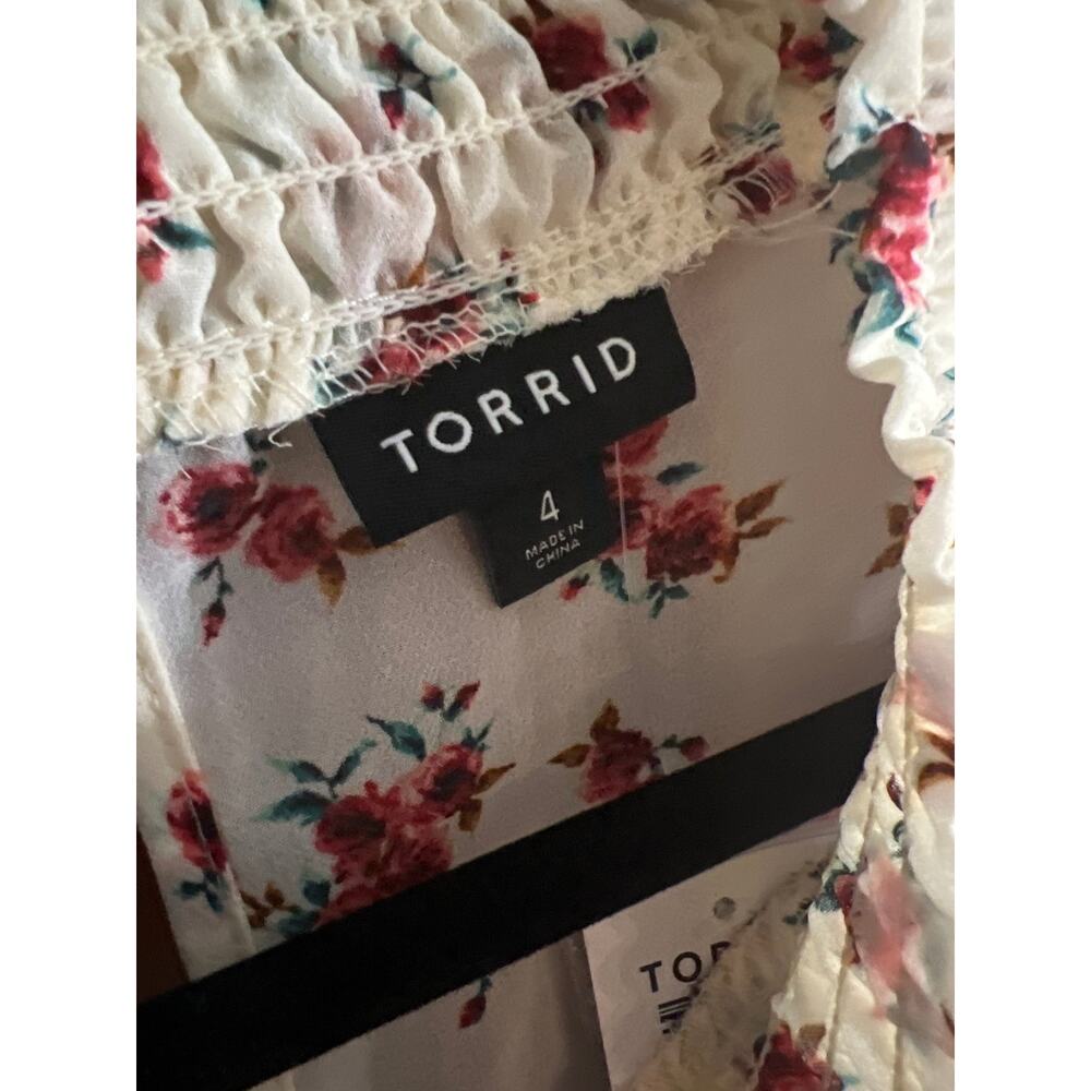 Torrid Women's Plus Size Rose Floral Mini Chiffon Smocked Dress Size 4 4X New - Picture 4 of 8